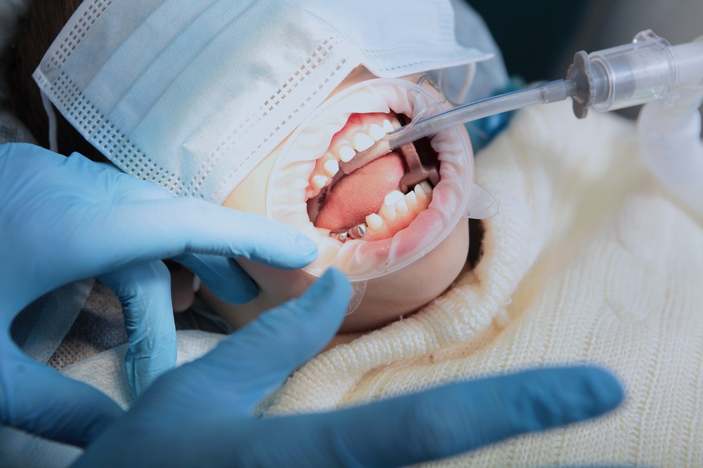 tooth pain under a dental crown causes and solutions